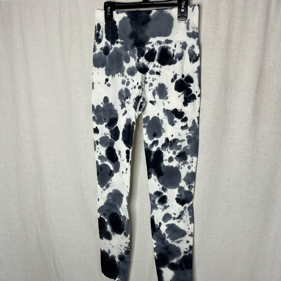 Blanc Noir Infinity High Rise Workout Legging Grey Tie Dye Ankle Detailing Small - Picture 7 of 11